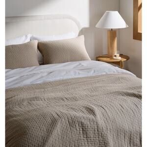 Parachute Air Organic Cotton Quilt King/cal King Bisque & 2 Kg Sz Shams NEW $398
